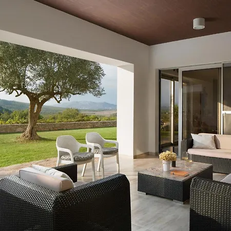 Stanic Estate * Liyubuşka