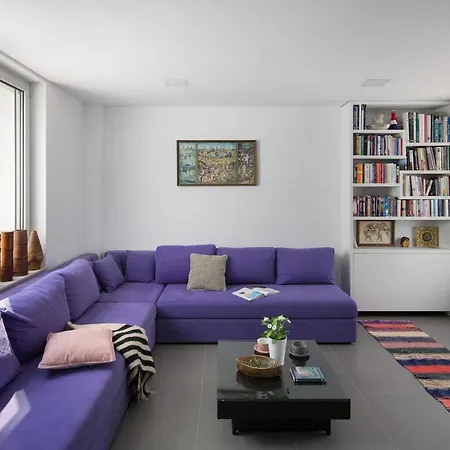 Stanic Estate * Liyubuşka