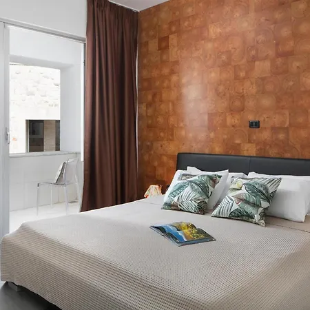 Stanic Estate * Liyubuşka