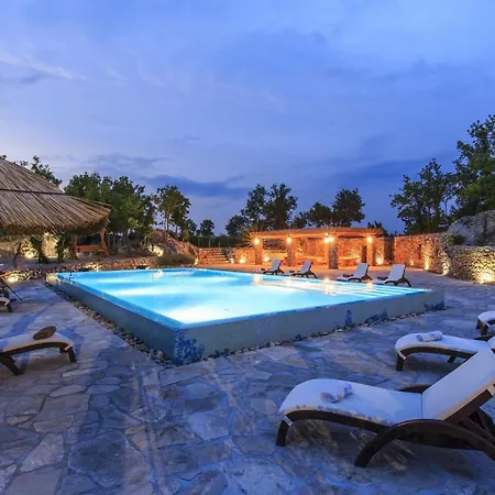 Ferienhaus Stanic Estate *